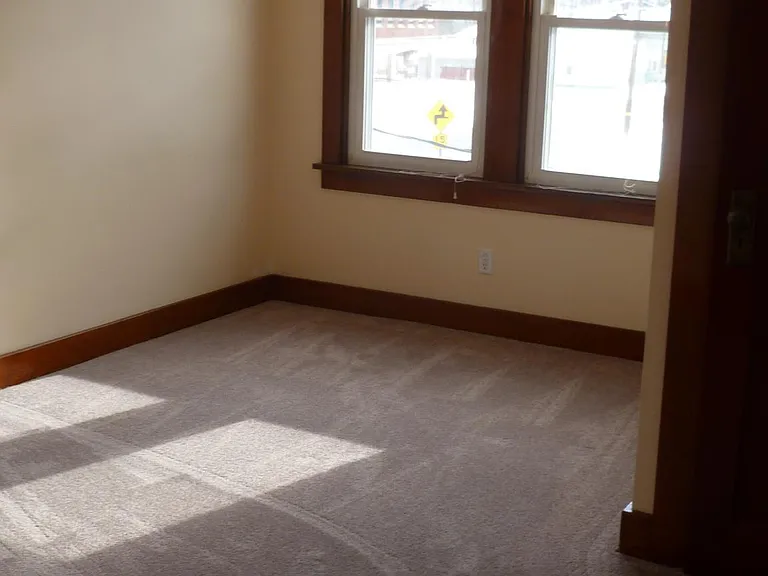 144 School St — Photo 16