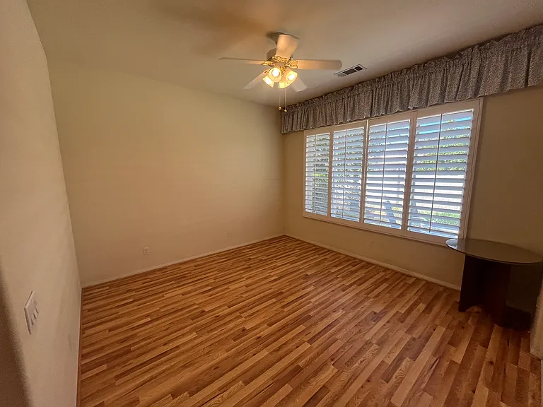 525 Brooklawn Dr — Photo 33
