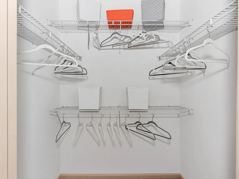 Walk-in Closet