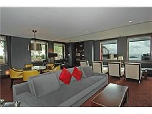 Rented by Douglas Elliman | media 4