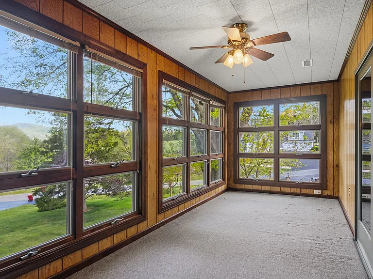 1721 Plank Dr — Photo 14
