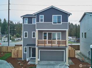 18527 SE 271st Ct, Covington, WA