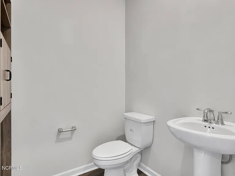 9098 Saint George Rd — Photo 12