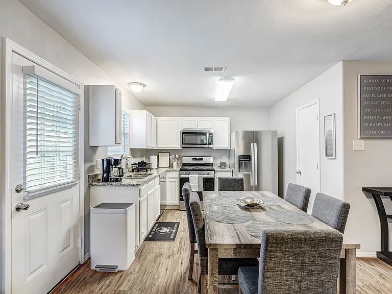 1442 Grand Prince Ln — Photo 14