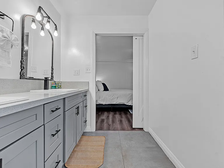 8910 Magnolia Leaf Cv — Photo 12
