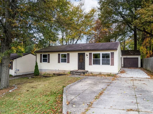 1860 Sequoia St, Cuyahoga Falls, OH 44221