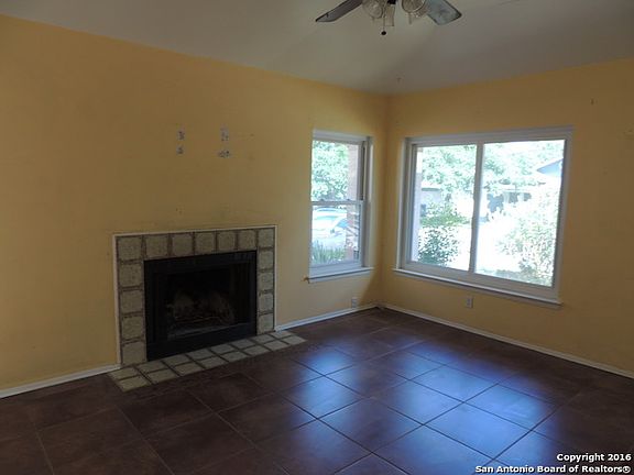 5th image of 3946 Heritage Hill Dr