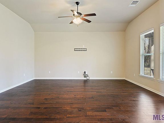 3rd image of 8676 Black Birch Ave