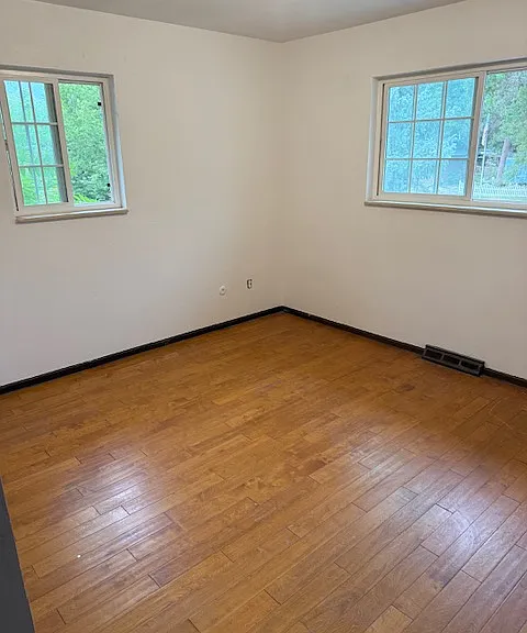 477 Oswego Ct — Photo 14