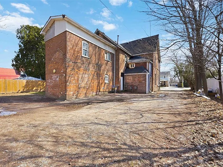 131 Margaret Ave #3 — Photo 10
