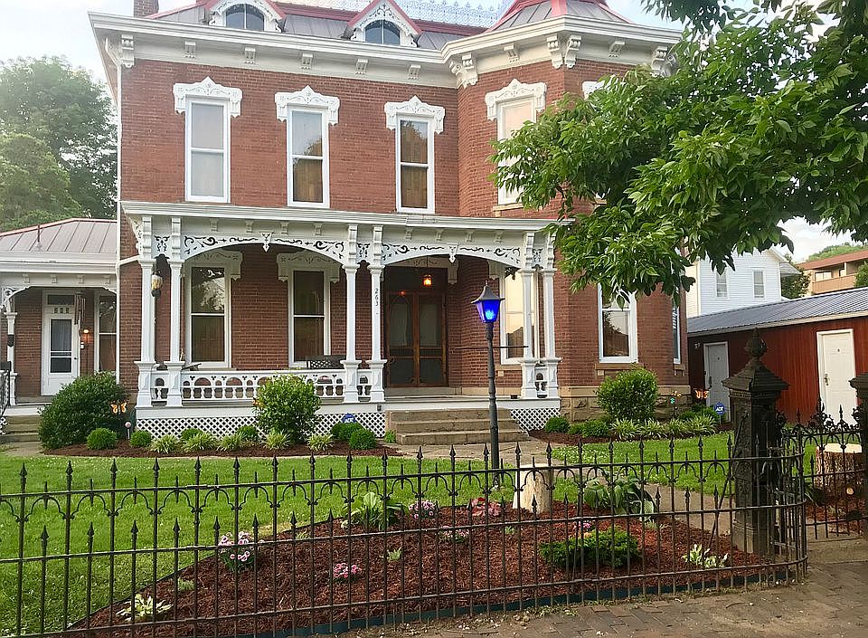 1st image of 263 E Main St
