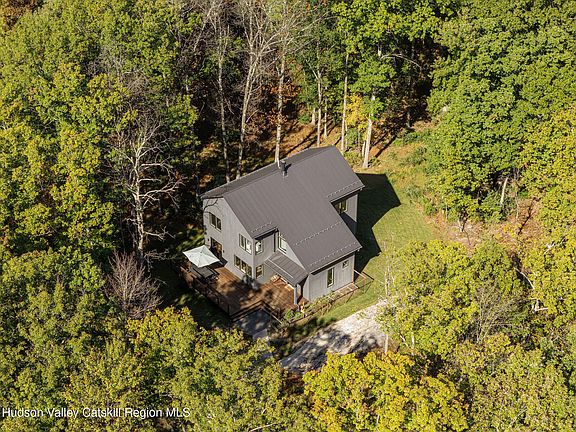 3rd image of 298 Stony Kill Road