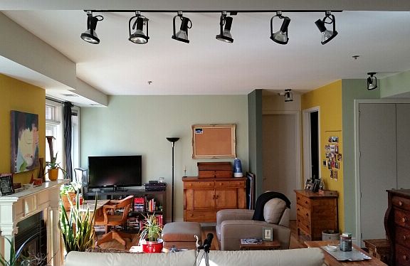 3rd image of 400 McLeod St #103