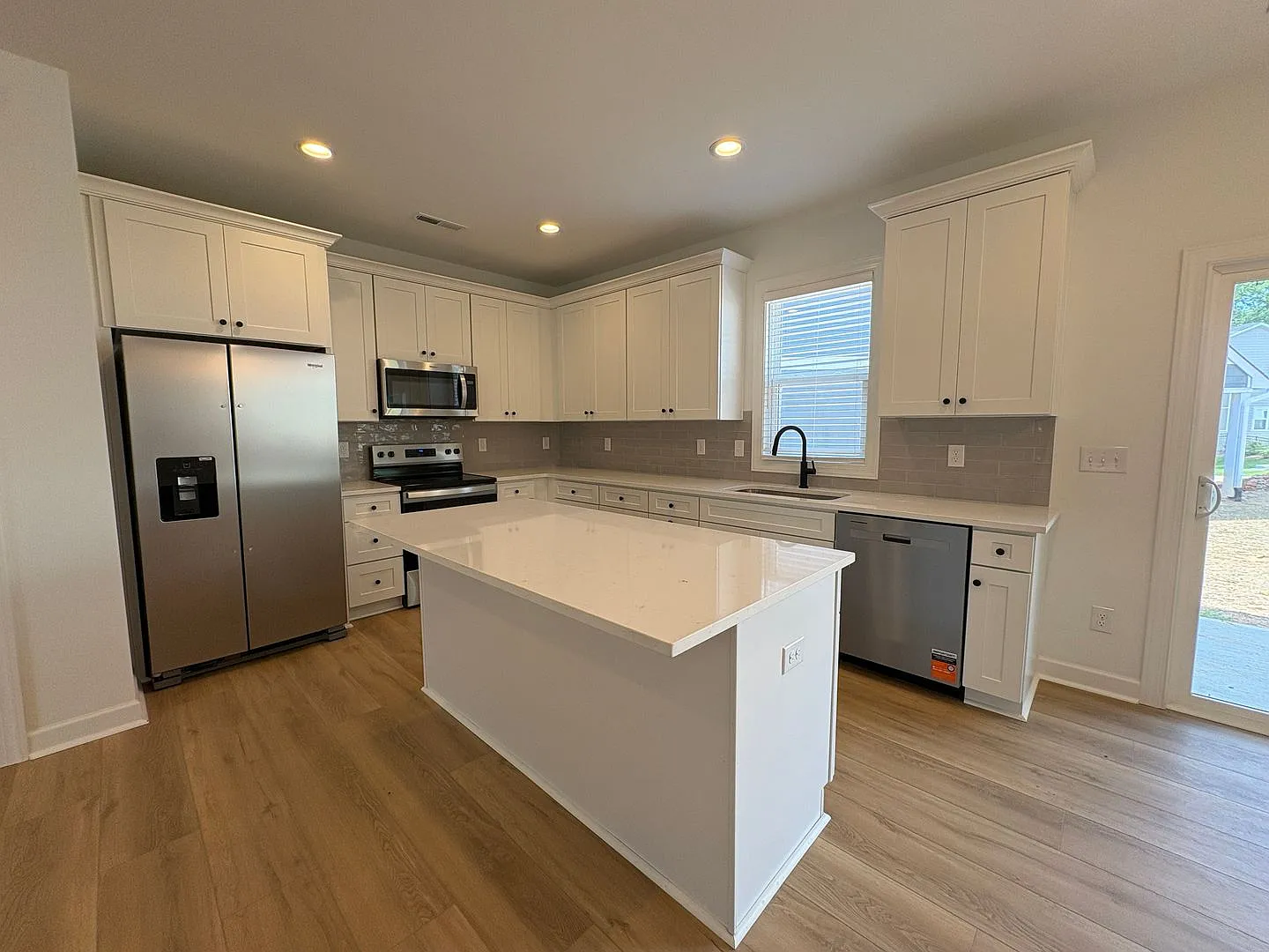 Brand New Townhouses Near Uptown!! — Photo 1