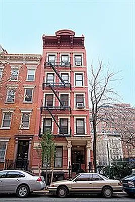 Sold by Douglas Elliman | media 19