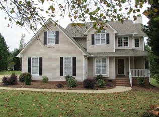 224 SW Fieldsedge Dr, Moore, SC 29369