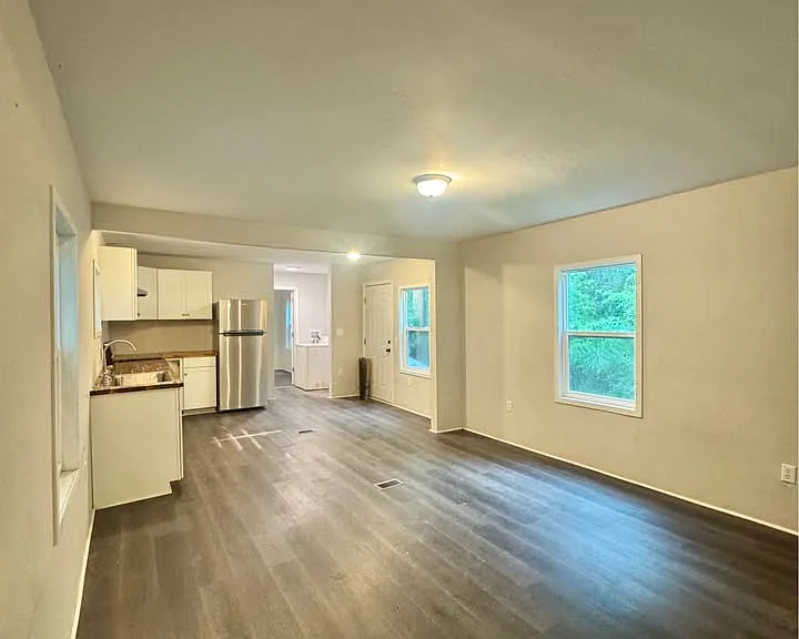 2383 S Riverbend Rd — Photo 3