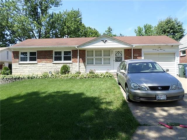 1st image of 7939 Aldershot Dr