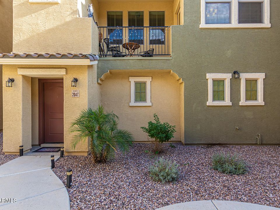 1st image of 2047 N 77th Dr