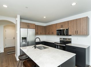 1085 Century Village Ln NE, Rochester, MN 55906