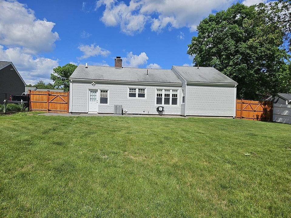 1st image of 6 Miland Ave