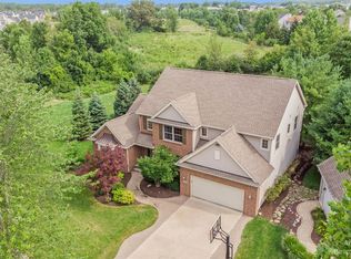 1226 Bicentennial Pkwy, Ann Arbor, MI 48108