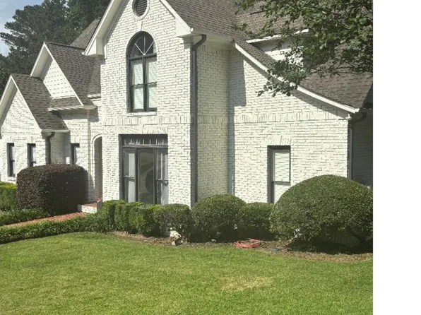 5157 Trace Crossings Dr, Hoover, AL 35244