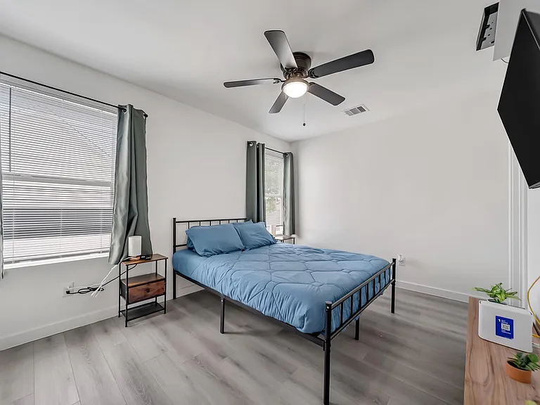4011 King St — Photo 11