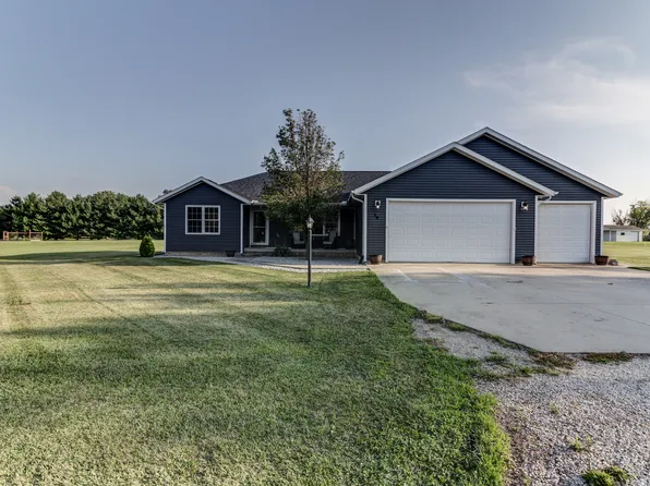 39 S Shrs, Sullivan, IL 61951