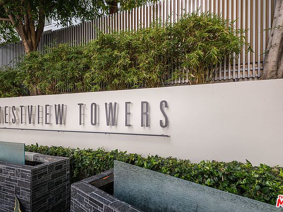 2nd image of 1155 N La Cienega Blvd APT 610