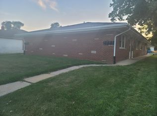 1145 S Schuyler Ave #1, Kankakee, IL 60901