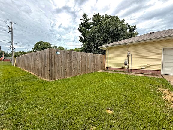 5th image of 4525 S Farm Road 137