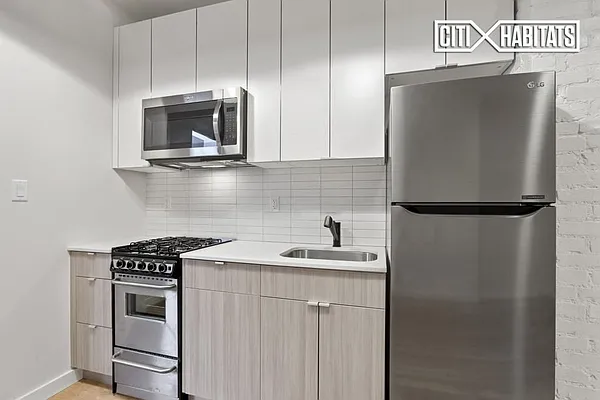 Rented by Citi Habitats | media 16