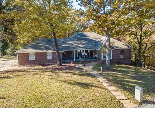 2792 Riebold Cir, Arnold, MO 63010