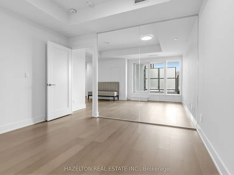 8 Manor Rd W #606 — Photo 14