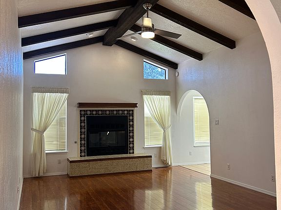 4th image of 9411 Peralta Rd NE