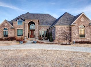 2077 S Simpson Rd, Salina, KS 67401