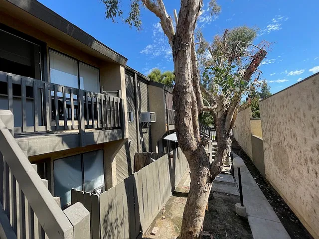 Baywood Apartments — Photo 17