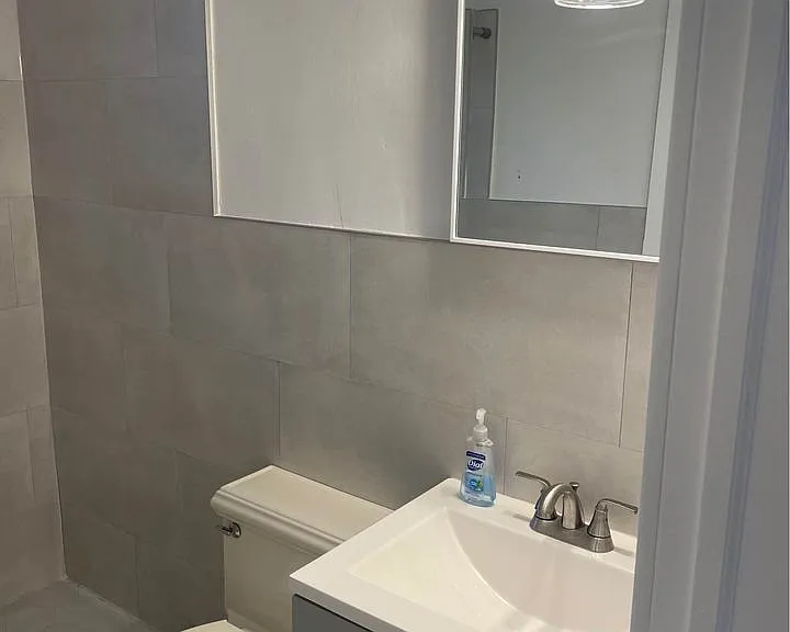 229 N East St #1 — Photo 5