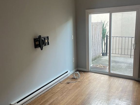 2nd image of 58 Monroe St APT 4L
