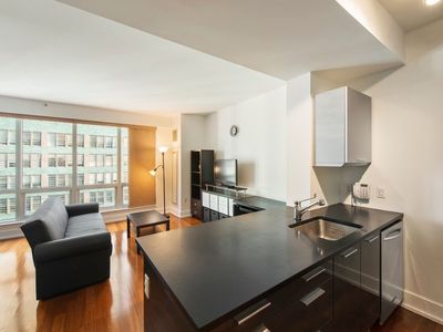 350 W 42nd St APT 20J, New York, NY, 10036