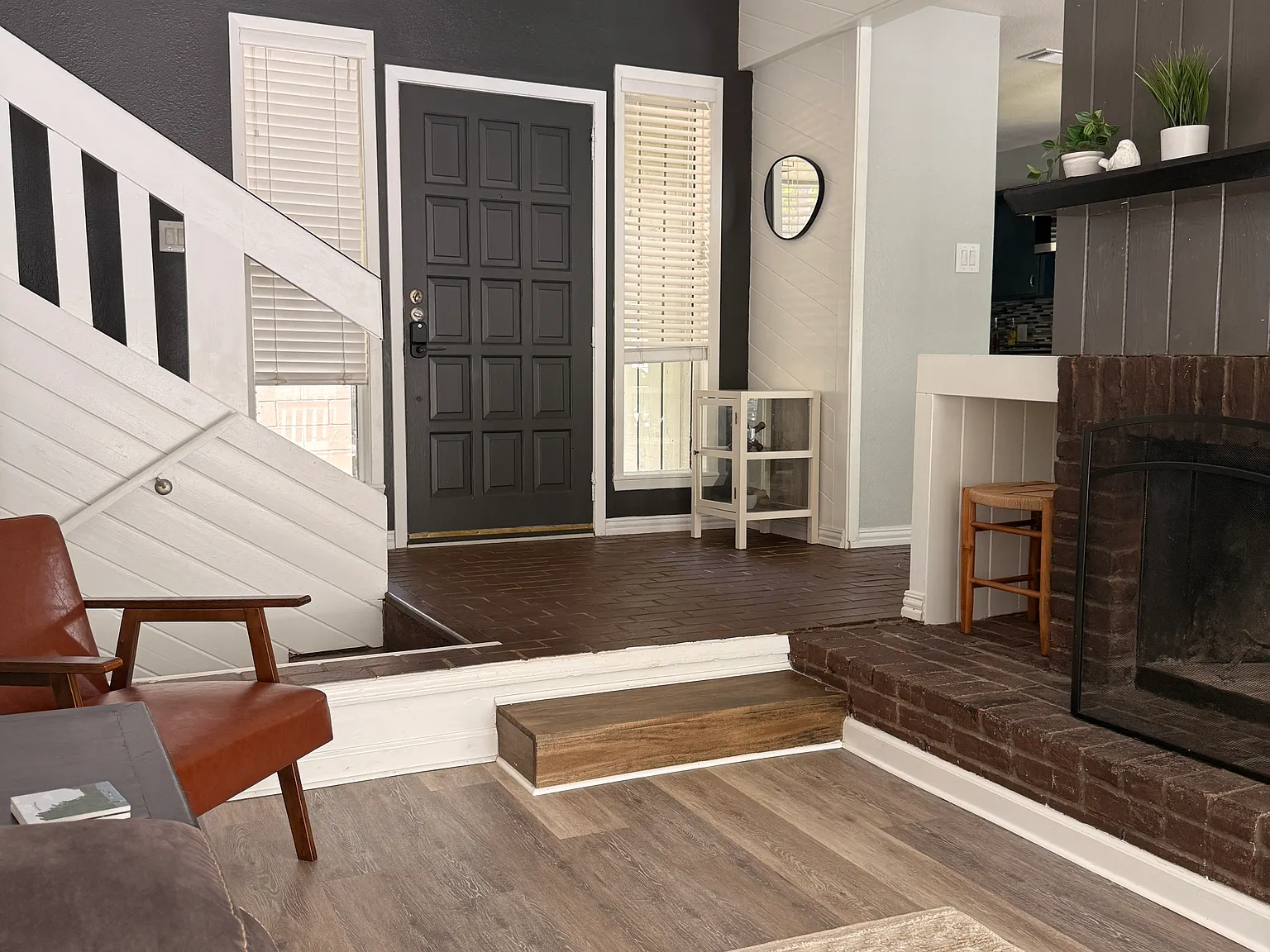 4 bed, 1500 sqft, $1,050 — Photo 1