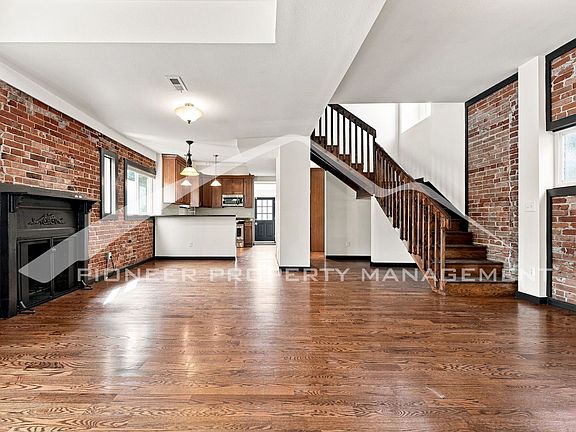 3rd image of 3503 N Franklin St