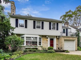 3246 Park Pl, Evanston, IL 60201