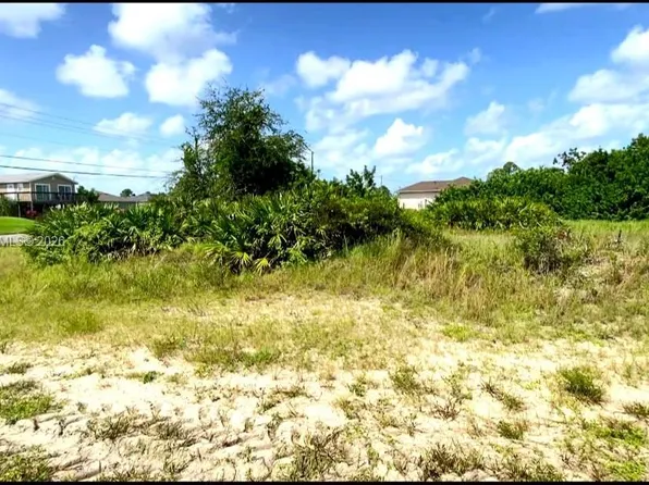 3310 8th St SW, Lehigh Acres, FL 33976