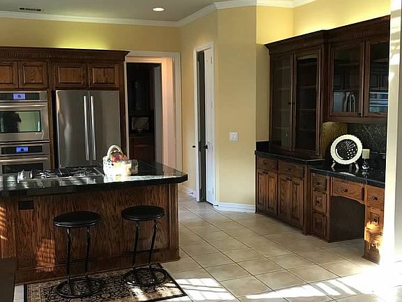 Open Kitchen
