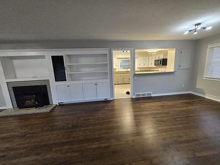 living room/dining room/kitchen