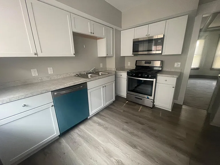 726 Amherst St #2 — Photo 1