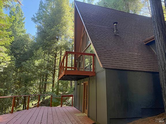 2nd image of 26465 Poppy Drive