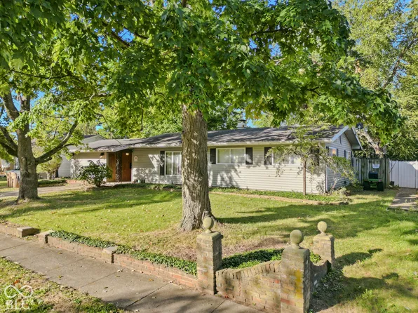 2820 Lucas Way, Columbus, IN 47203